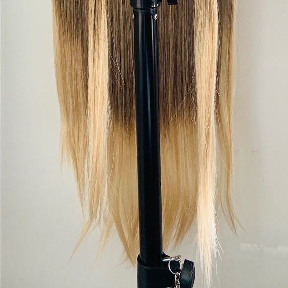 Gorgeous 36” Golden Blonde Lace Front Synthetic Wig - Picture 2 of 12